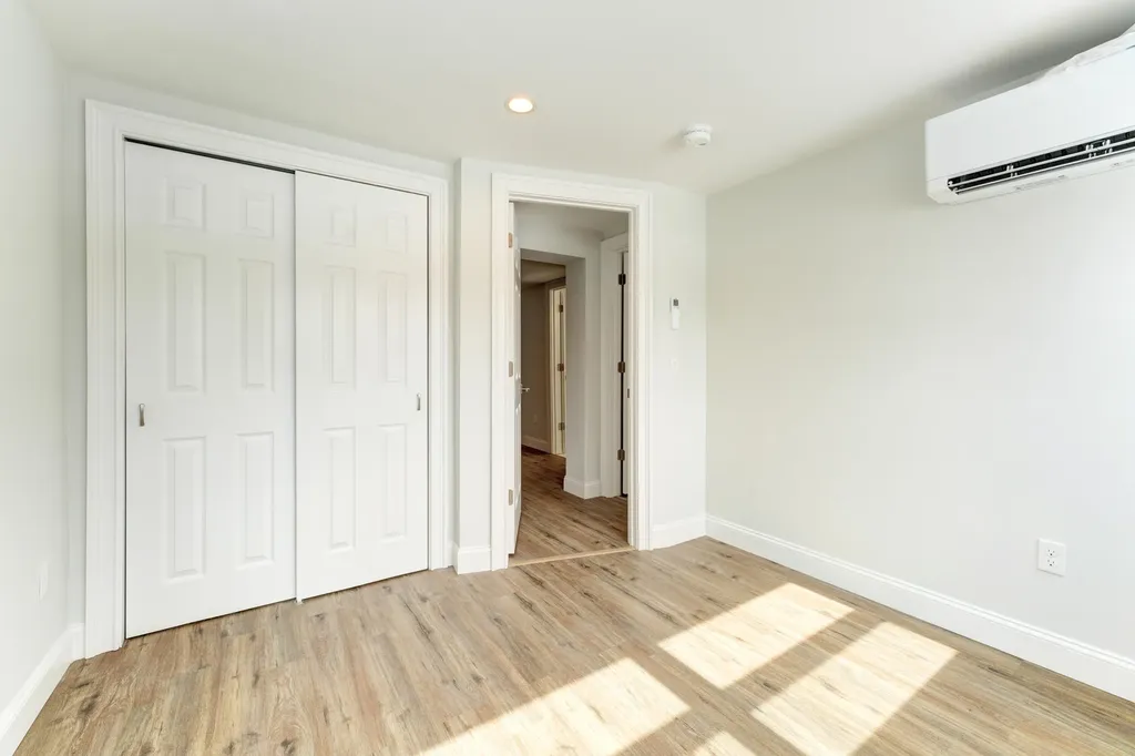 16 Dunlap Street Brunswick ME 04011