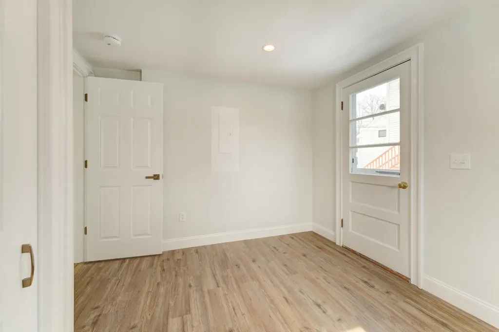 16 Dunlap Street Brunswick ME 04011