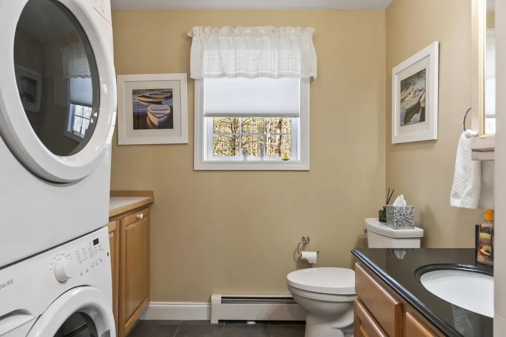 1126 Coles Hill Road Wells ME 04090