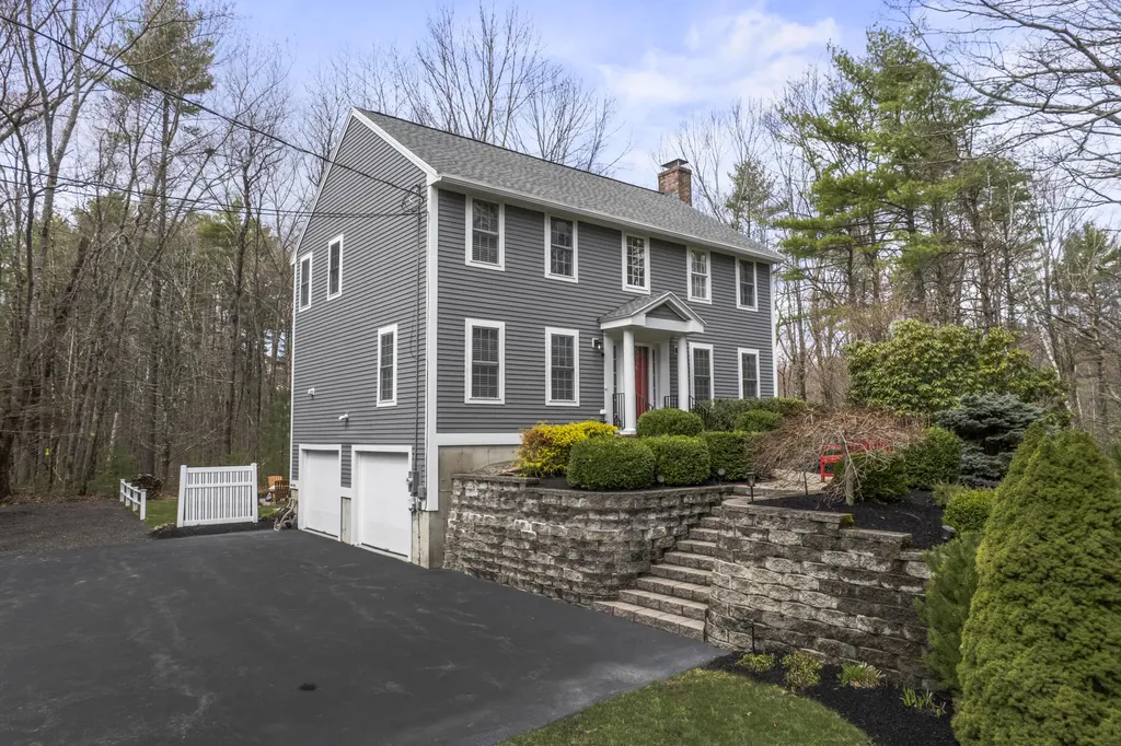 1126 Coles Hill Road Wells ME 04090