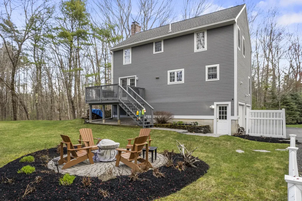 1126 Coles Hill Road Wells ME 04090