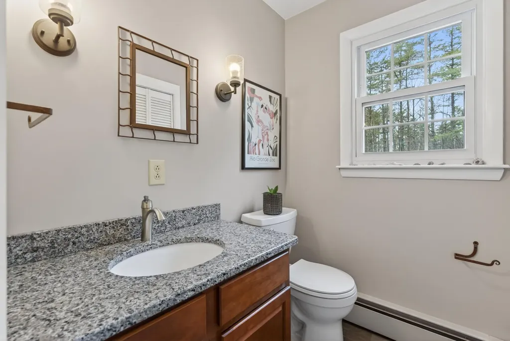 556 Mere Point Road Brunswick ME 04011