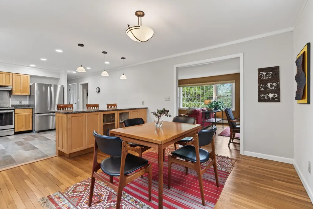 556 Mere Point Road Brunswick ME 04011
