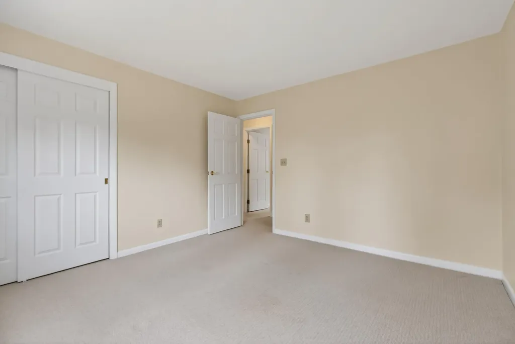 556 Mere Point Road Brunswick ME 04011