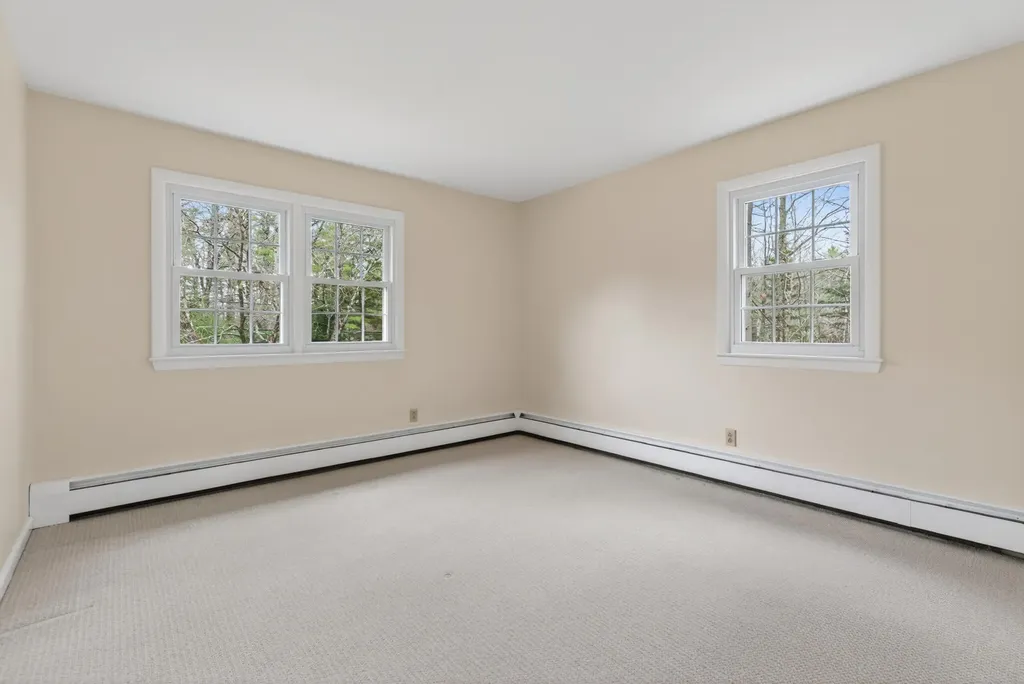 556 Mere Point Road Brunswick ME 04011