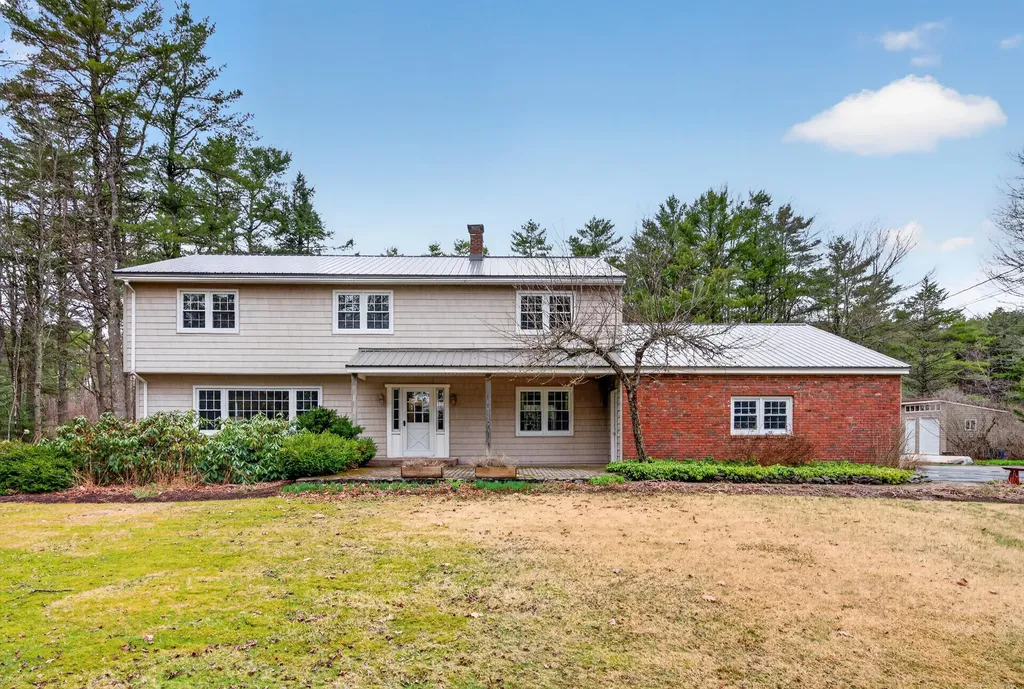 556 Mere Point Road Brunswick ME 04011