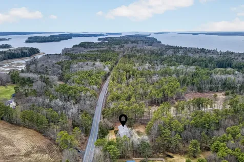 556 Mere Point Road Brunswick ME 04011