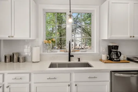 56 Ruby Lane Portland ME 04103