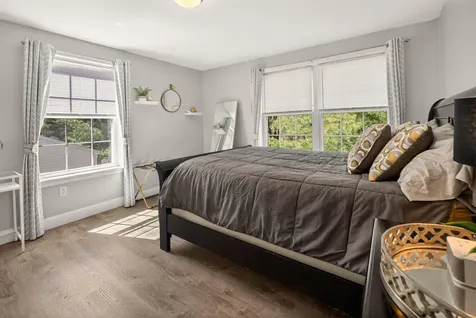 56 Ruby Lane Portland ME 04103