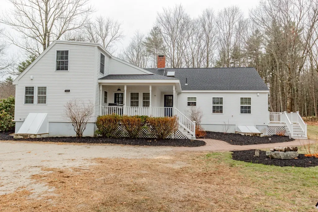 91 Merrill Gray ME 04039