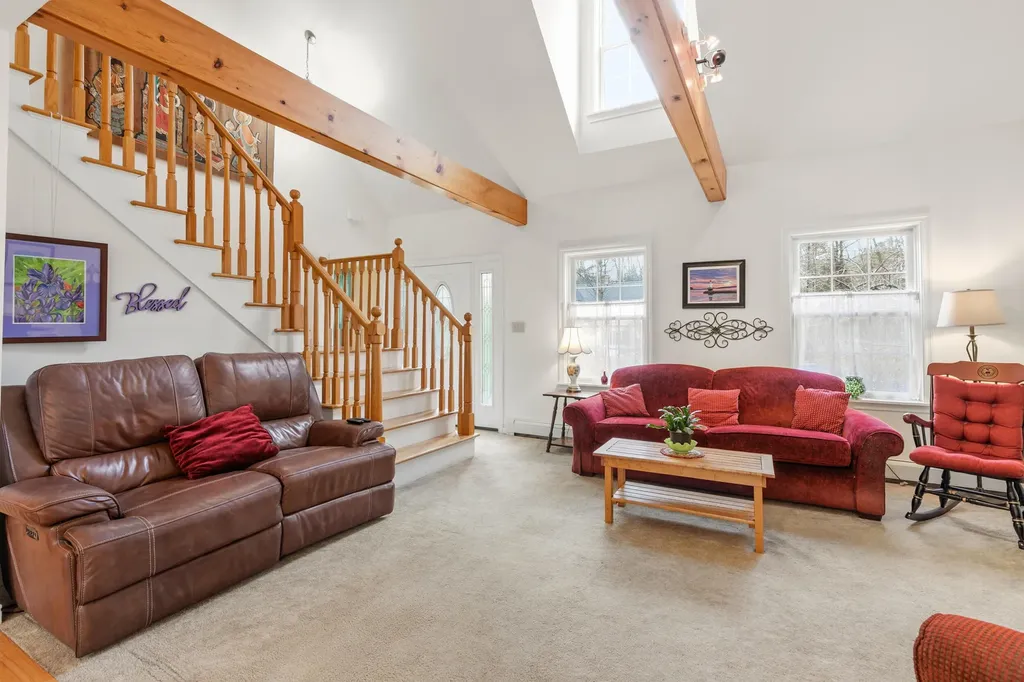 11 Hovey Lane Brunswick ME 04011