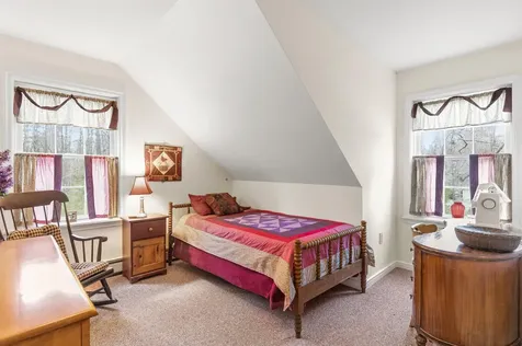 11 Hovey Lane Brunswick ME 04011