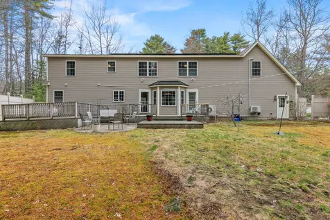 11 Hovey Lane Brunswick ME 04011