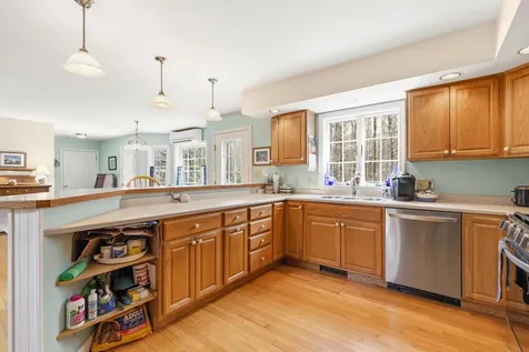 11 Hovey Lane Brunswick ME 04011