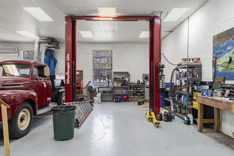 1037 Wiscasset Road Boothbay ME 04537