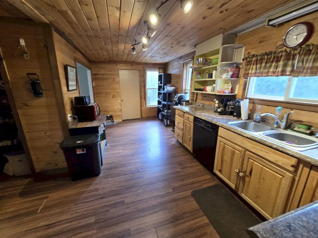 28 Prospect Street Wilton ME 04294