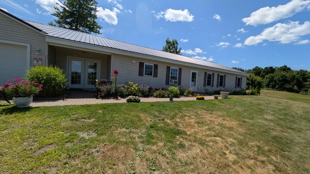 1391 Albion Road Winslow ME 04901