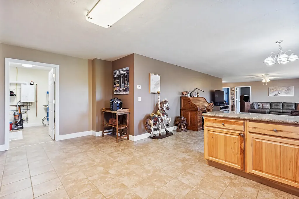 1391 Albion Road Winslow ME 04901