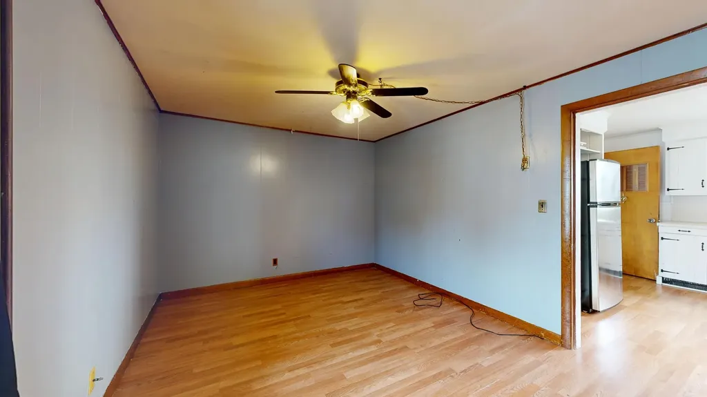23 Eaton Street Lewiston ME 04240