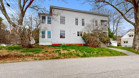 23 Eaton Street Lewiston ME 04240