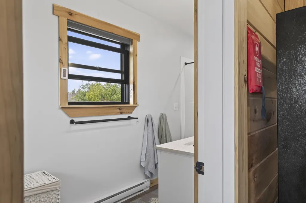 32 Sandy Ridge Lane Searsport ME 04974