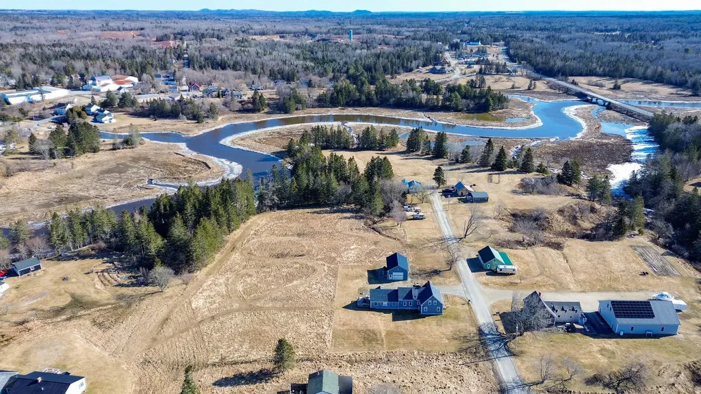 10 Frye Street Harrington ME 04643