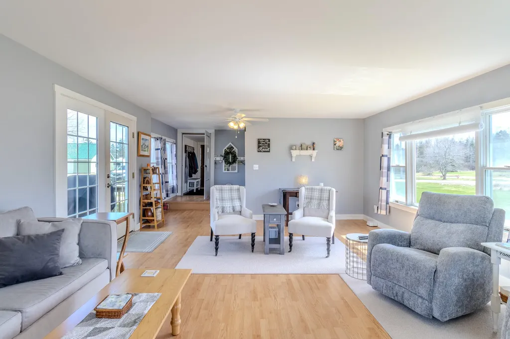 10 Frye Street Harrington ME 04643