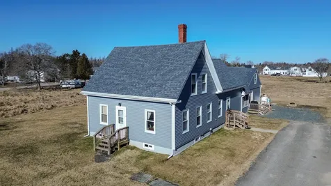 10 Frye Street Harrington ME 04643