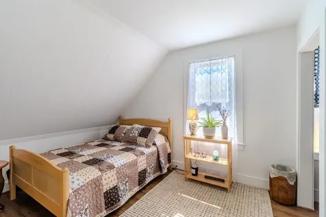 10 Frye Street Harrington ME 04643