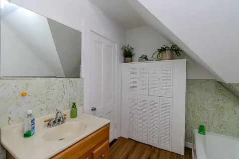10 Frye Street Harrington ME 04643