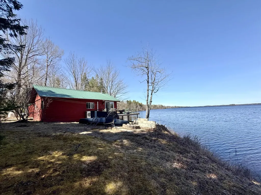 38 Lamb Farm Road Baileyville ME 04694