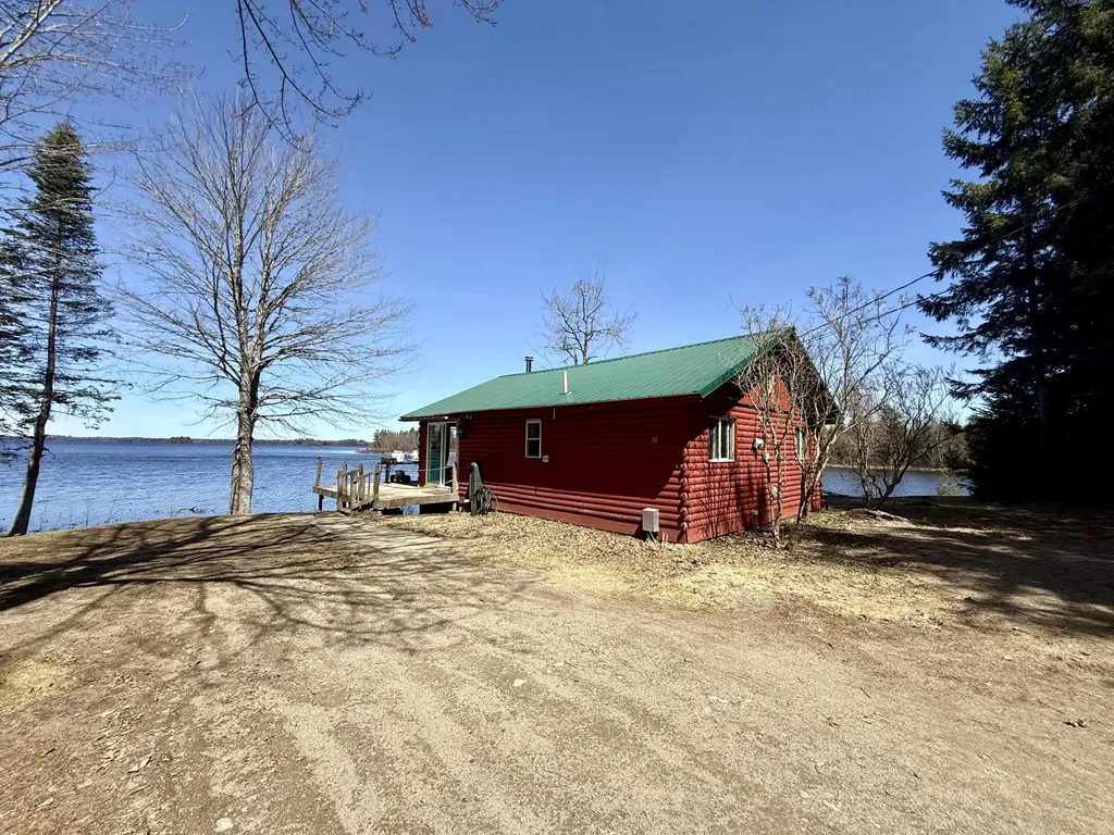 38 Lamb Farm Road Baileyville ME 04694