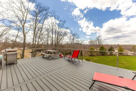 27 Fowler Road Cape Elizabeth ME 04107