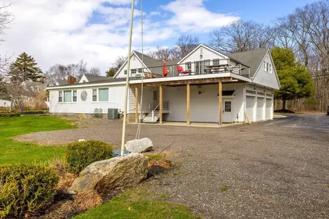27 Fowler Road Cape Elizabeth ME 04107
