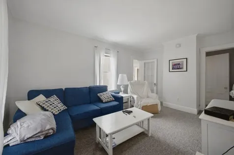 27 Fowler Road Cape Elizabeth ME 04107