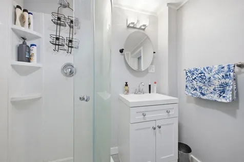 27 Fowler Road Cape Elizabeth ME 04107