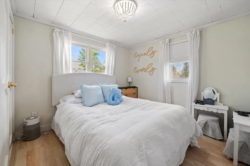 217 Williams Road Newport ME 04953