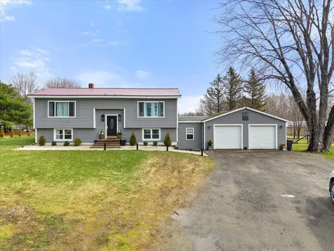 217 Williams Road Newport ME 04953