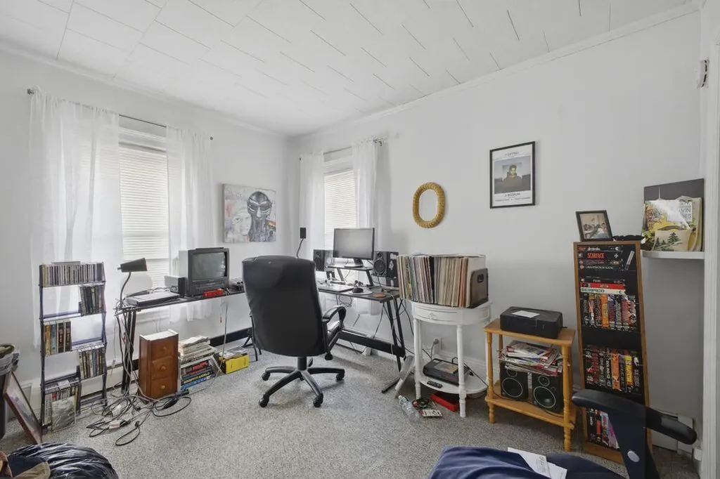 27 Fowler Road Cape Elizabeth ME 04107