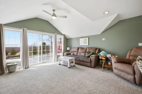 27 Fowler Road Cape Elizabeth ME 04107