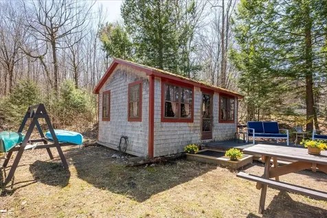 71 Luce Lane Hope ME 04847