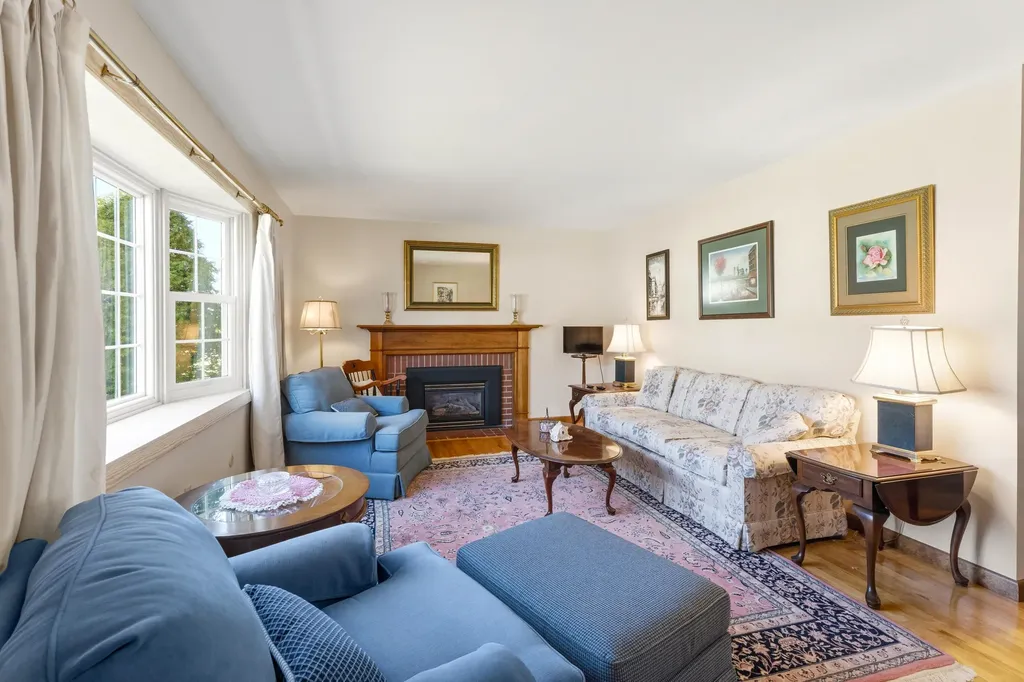 85 Longmeadow Drive Brewer ME 04412