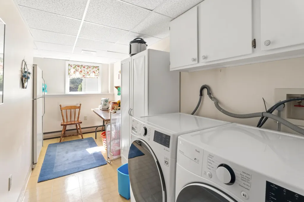 85 Longmeadow Drive Brewer ME 04412