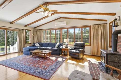 85 Longmeadow Drive Brewer ME 04412