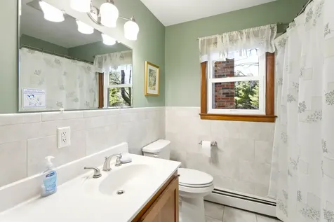 85 Longmeadow Drive Brewer ME 04412