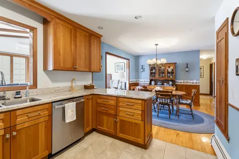 85 Longmeadow Drive Brewer ME 04412