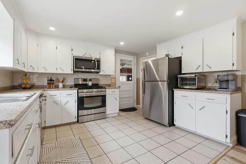 254 Park Avenue Auburn ME 04210