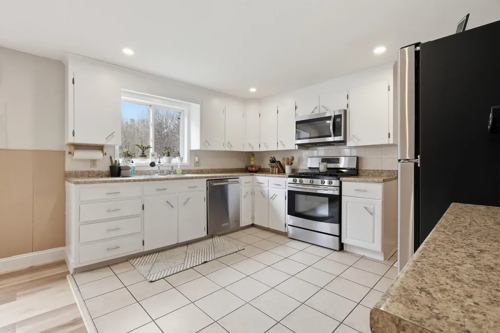 254 Park Avenue Auburn ME 04210
