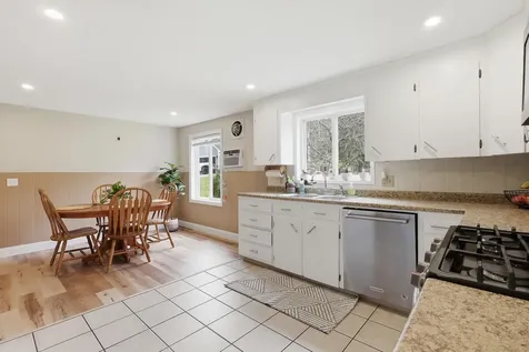 254 Park Avenue Auburn ME 04210