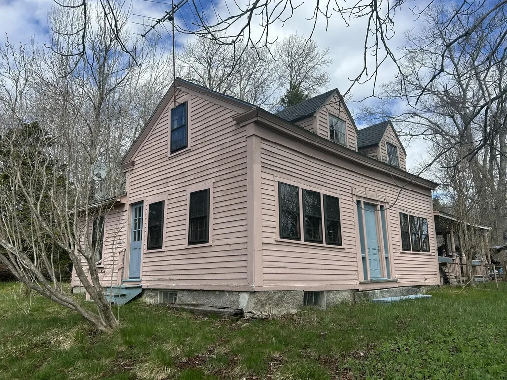 193 Coastal Road Brooksville ME 04617